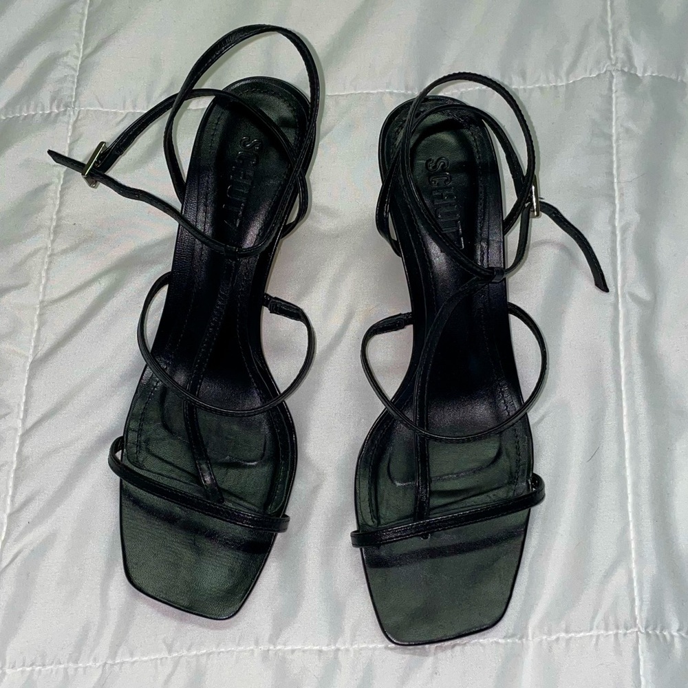 SCHUTZ Women's Ameena Mid-Heeled Strappy Sandal